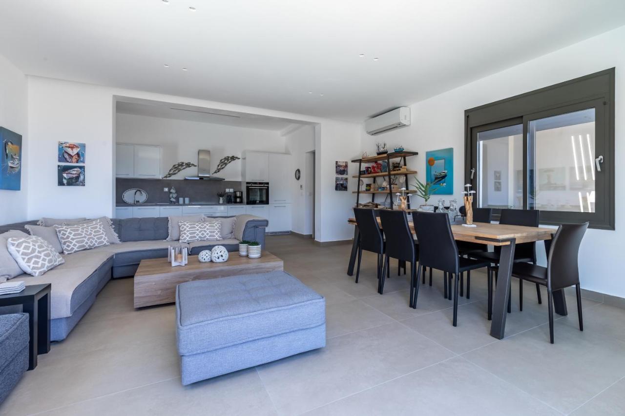 Villa Antigone Luxury Retreat سكوبيلوس تاون المظهر الخارجي الصورة