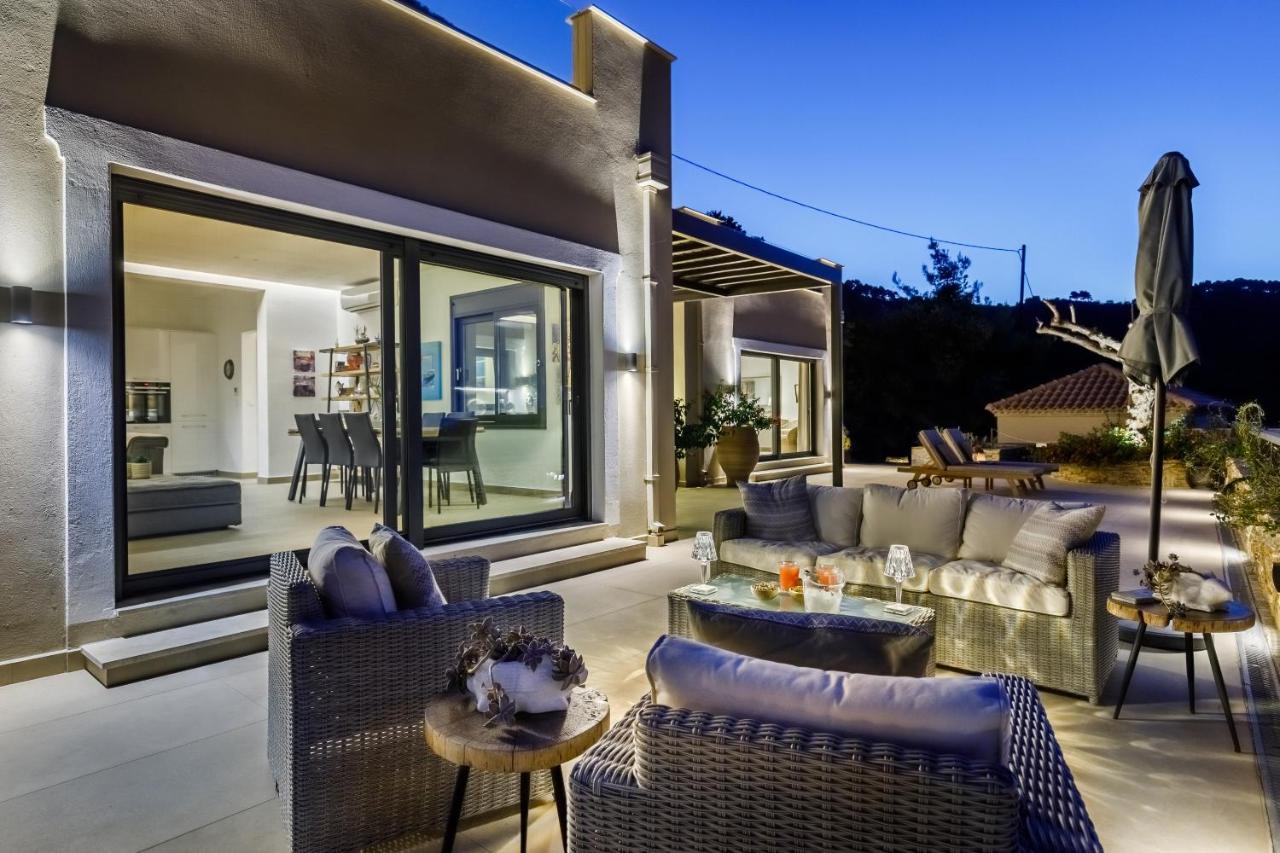 Villa Antigone Luxury Retreat سكوبيلوس تاون المظهر الخارجي الصورة