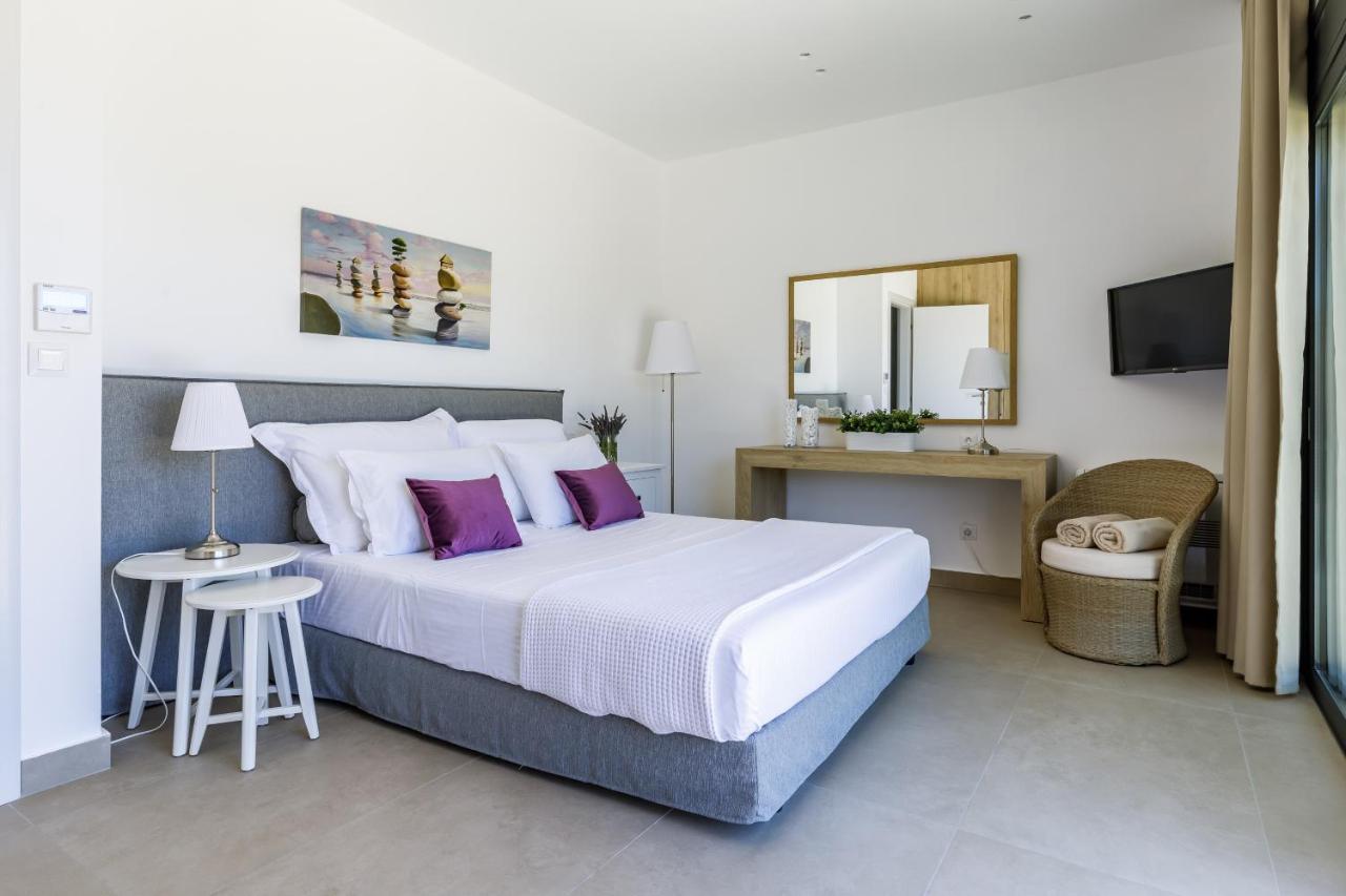 Villa Antigone Luxury Retreat سكوبيلوس تاون المظهر الخارجي الصورة