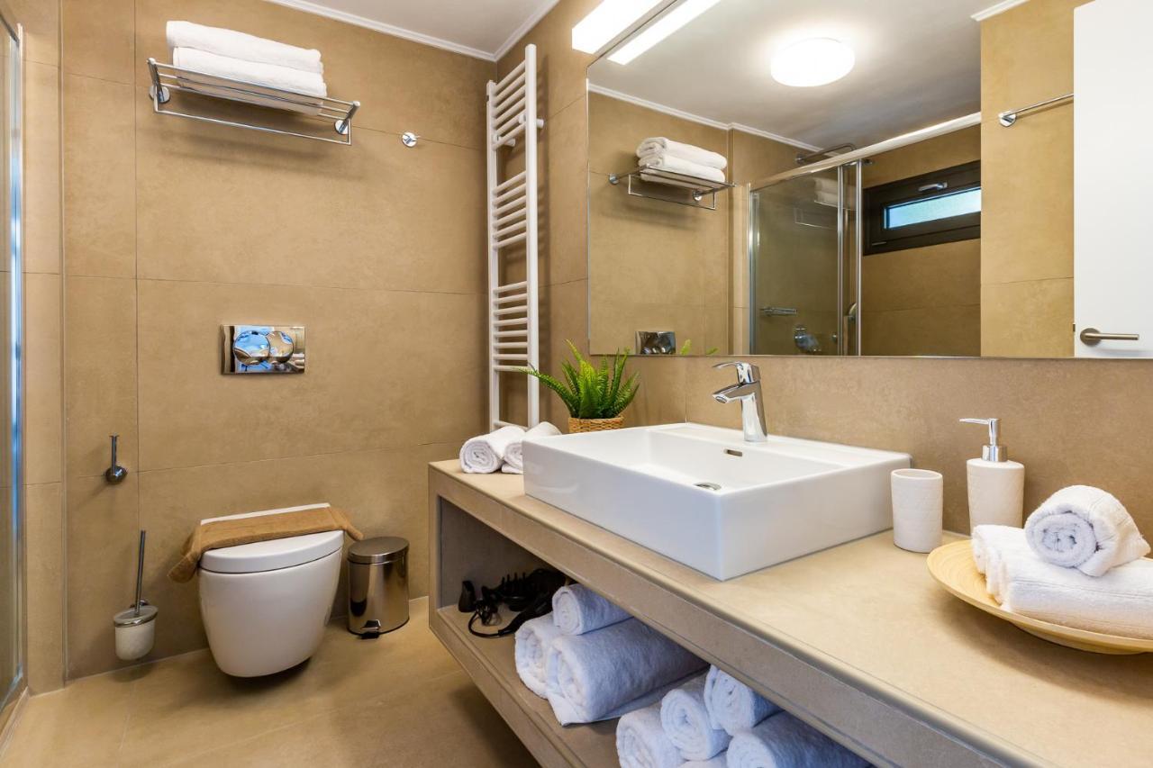 Villa Antigone Luxury Retreat سكوبيلوس تاون المظهر الخارجي الصورة